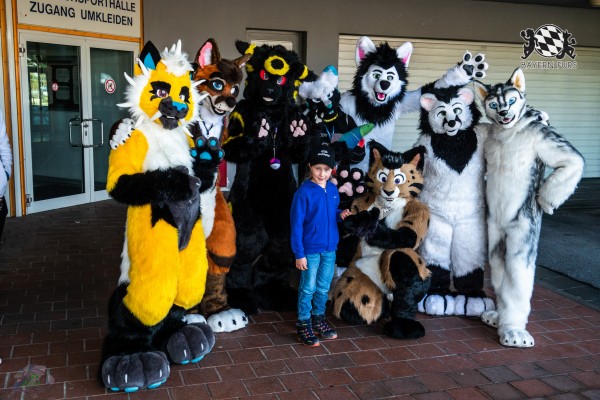 CGC2 0004 von Ryius Suitwalk CGC2 0004 von Ryius Suitwalk