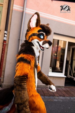 CGC2 0021 von Ryius Suitwalk CGC2 0021 von Ryius Suitwalk